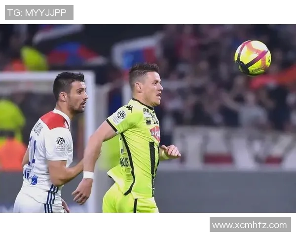 埃因霍温青年队迎战马斯特球队全力争胜展现青春风采