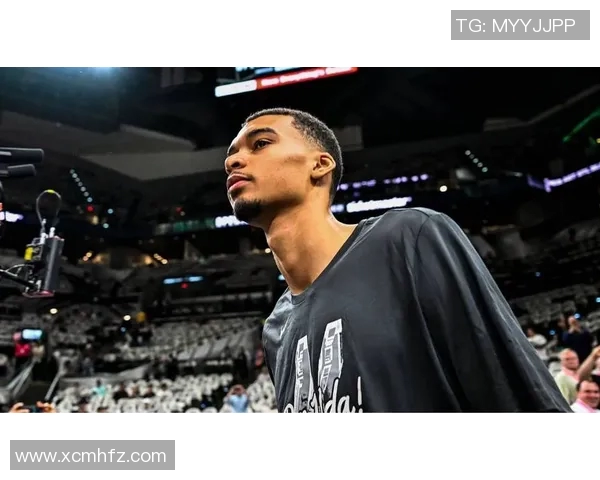 文班亚马新秀赛季表现惊艳场均数据领跑同届球员