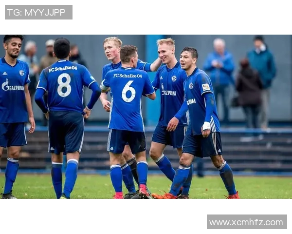 海登与柏林联的激烈对决揭示德乙联赛的竞争魅力与未来走势 海登与柏林联的激烈对决揭示德乙联赛的竞争魅力与未来走势