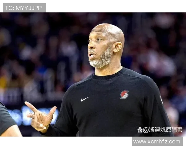 老鹰队与开拓者队激战正酣谁能在这场对决中笑到最后