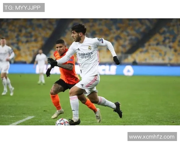 采列逆袭莫尔德爆冷引发赛季震荡球迷热议胜负之谜