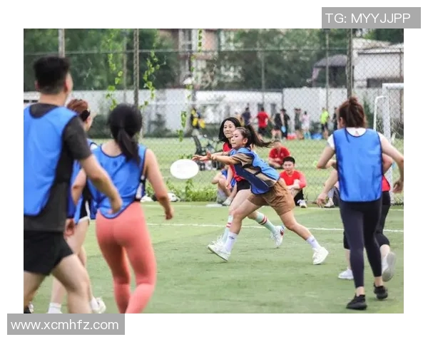 飞盘团队协作实力大比拼杭州飞盘队荣获第五名佳绩 飞盘团队协作实力大比拼杭州飞盘队荣获第五名佳绩