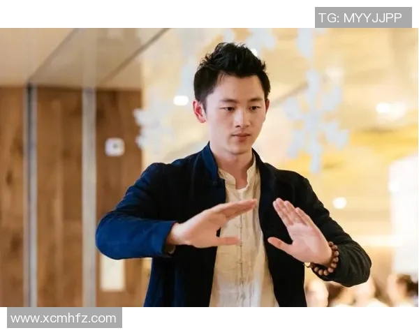 飞盘梦想与人生哲学:黄伟的深度对话与启示 飞盘梦想与人生哲学:黄伟的深度对话与启示